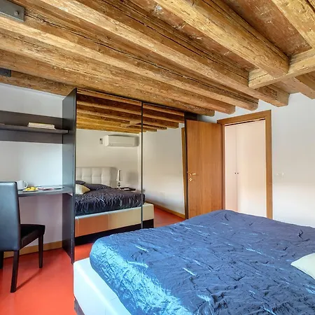 The Lion's House Apt4 *