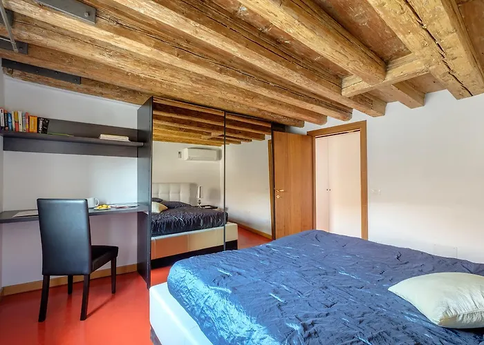 The Lion's House Apt4 *