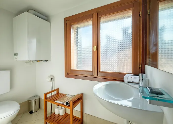 The Lion's House Apt4 아파트