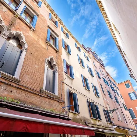 The Lion's House Apt4 Venecia
