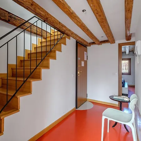 The Lion's House Apt4 * Venecia