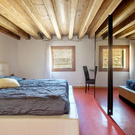 Apartamento The Lion's House Apt4 *